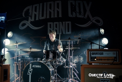 laura cox-3830